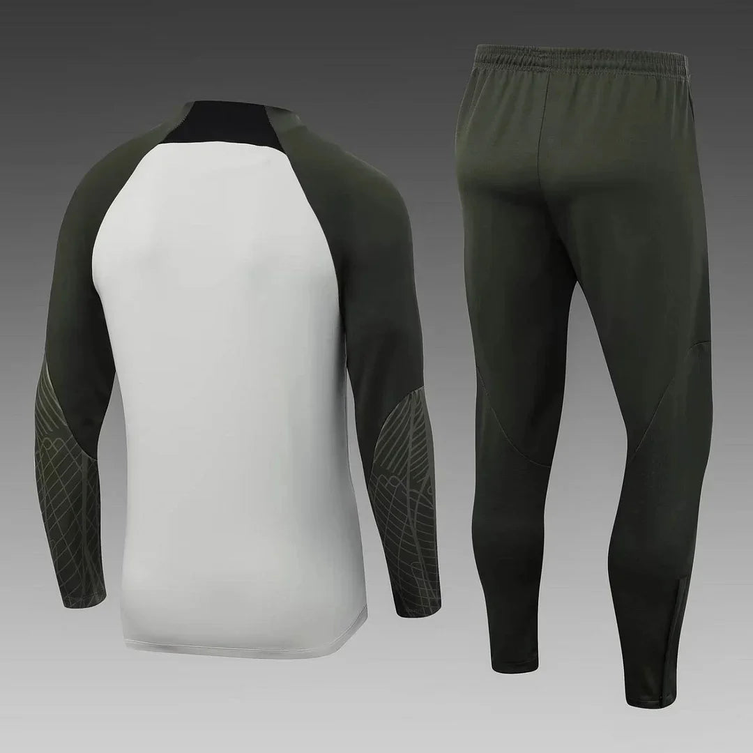 2023/2024 Barcelona Half-Pull Green Tracksuit