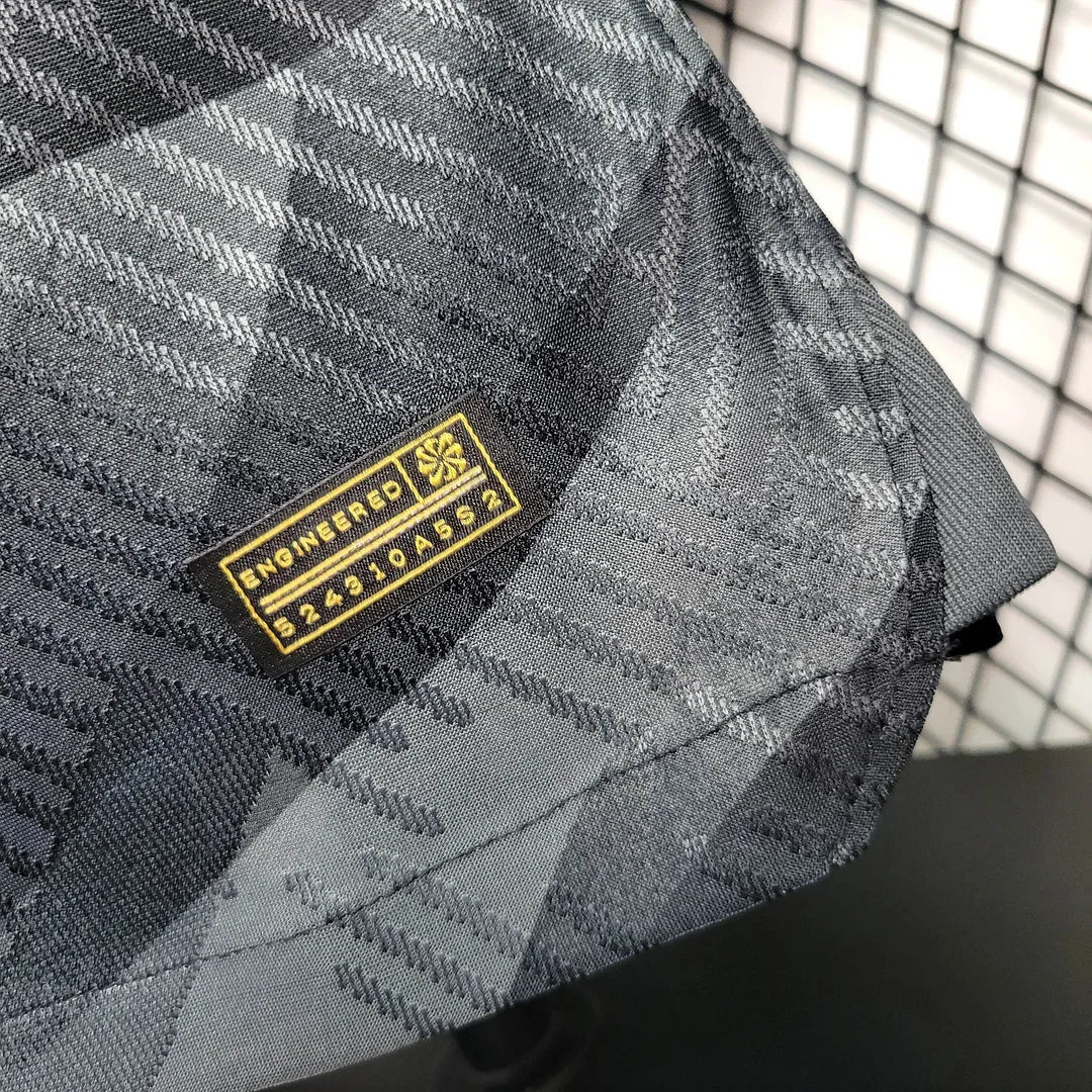 2023/2024 Liverpool Goalkeeper Black Football Shirt - Player Version