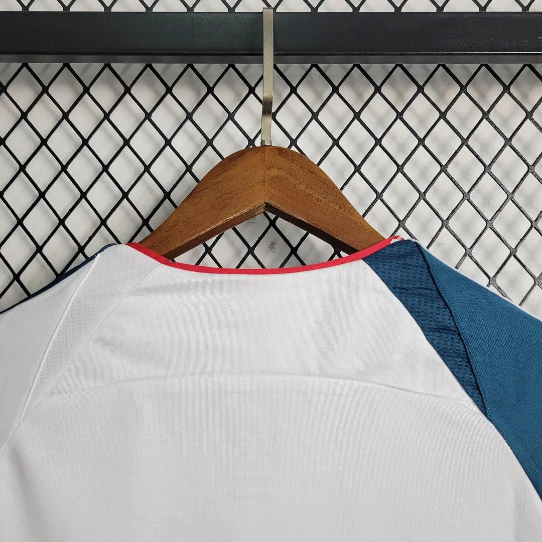 2006/2007 Retro Liverpool Away Football Shirt