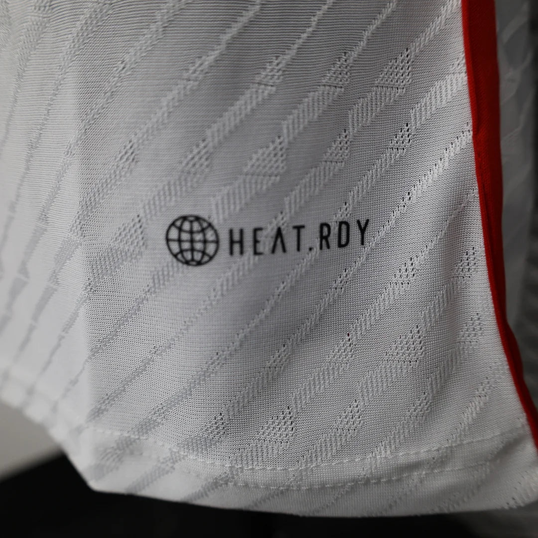 2023/2024 Bayern Munich Home Football Shirt - Player Version