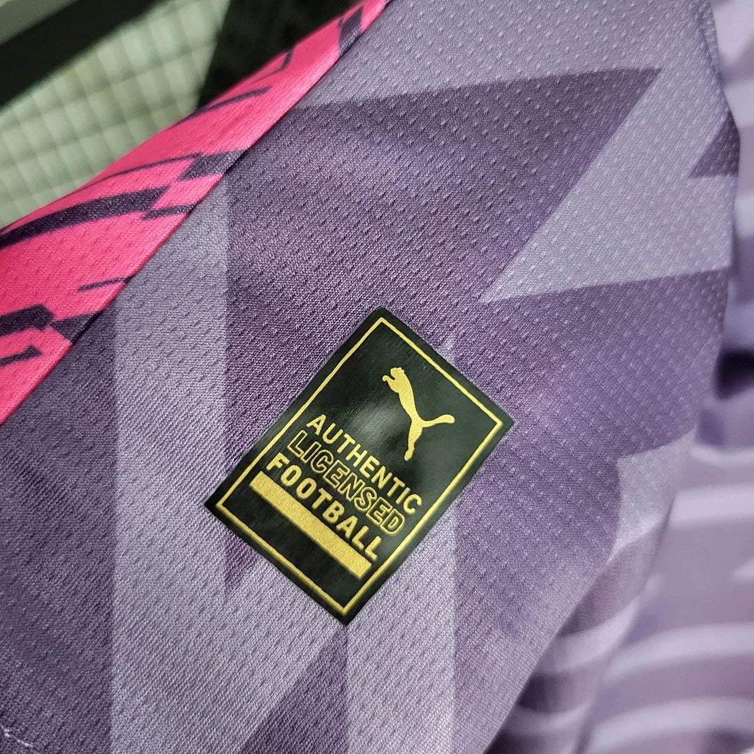 2023/2024 Manchester City Goalkeeper Purple Football Shirt