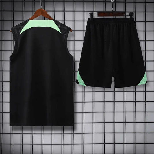 2023/2024 Liverpool pre-match training Black Jersey+Shorts