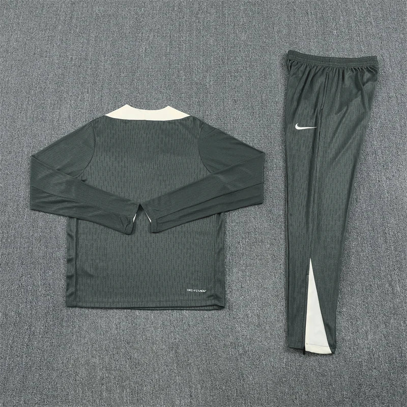2025/2026 Chelsea Half-Pull Grey Tracksuit