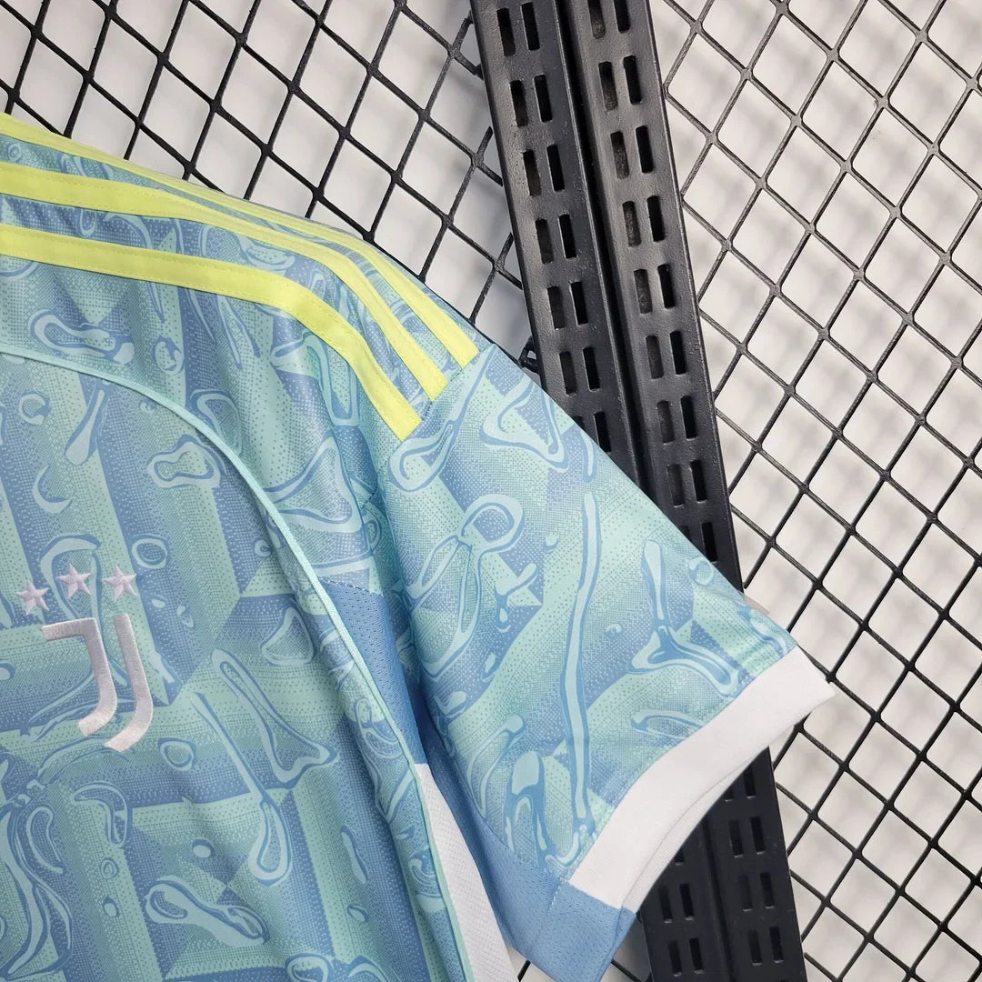 2025/2026 Juventus Away Football Shirt