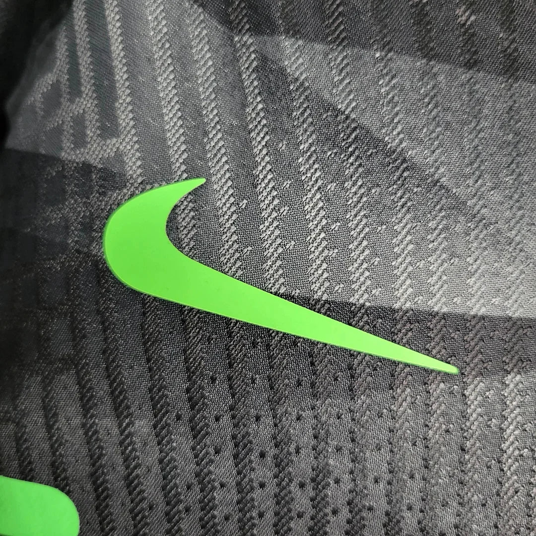 2023/2024 Liverpool Goalkeeper Black Football Shirt - Player Version