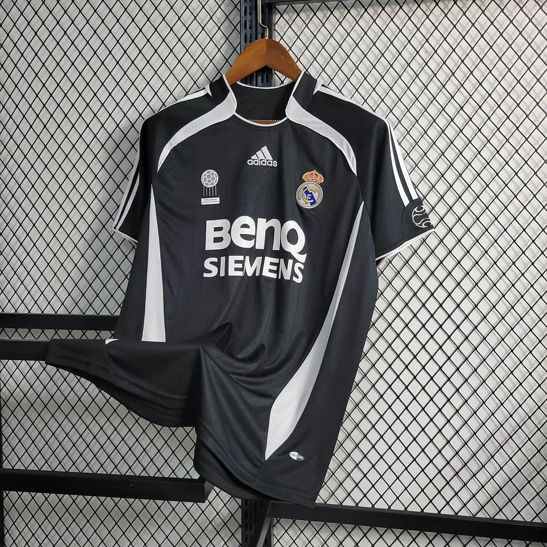 2006/2007 Retro Real Madrid Away Football Shirt