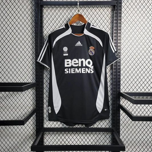 2006/2007 Retro Real Madrid Away Football Shirt