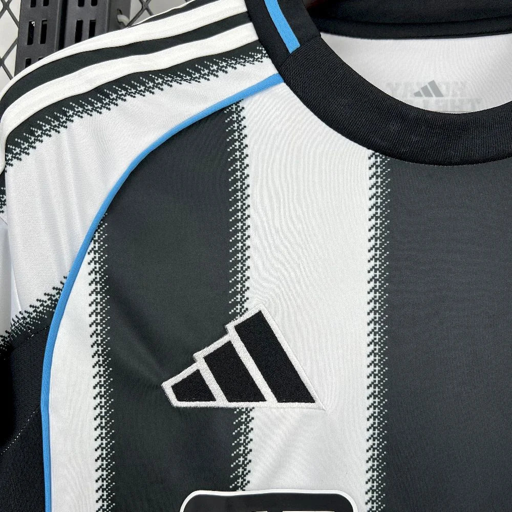 2025/2026 Newcastle United Home Football Shirt