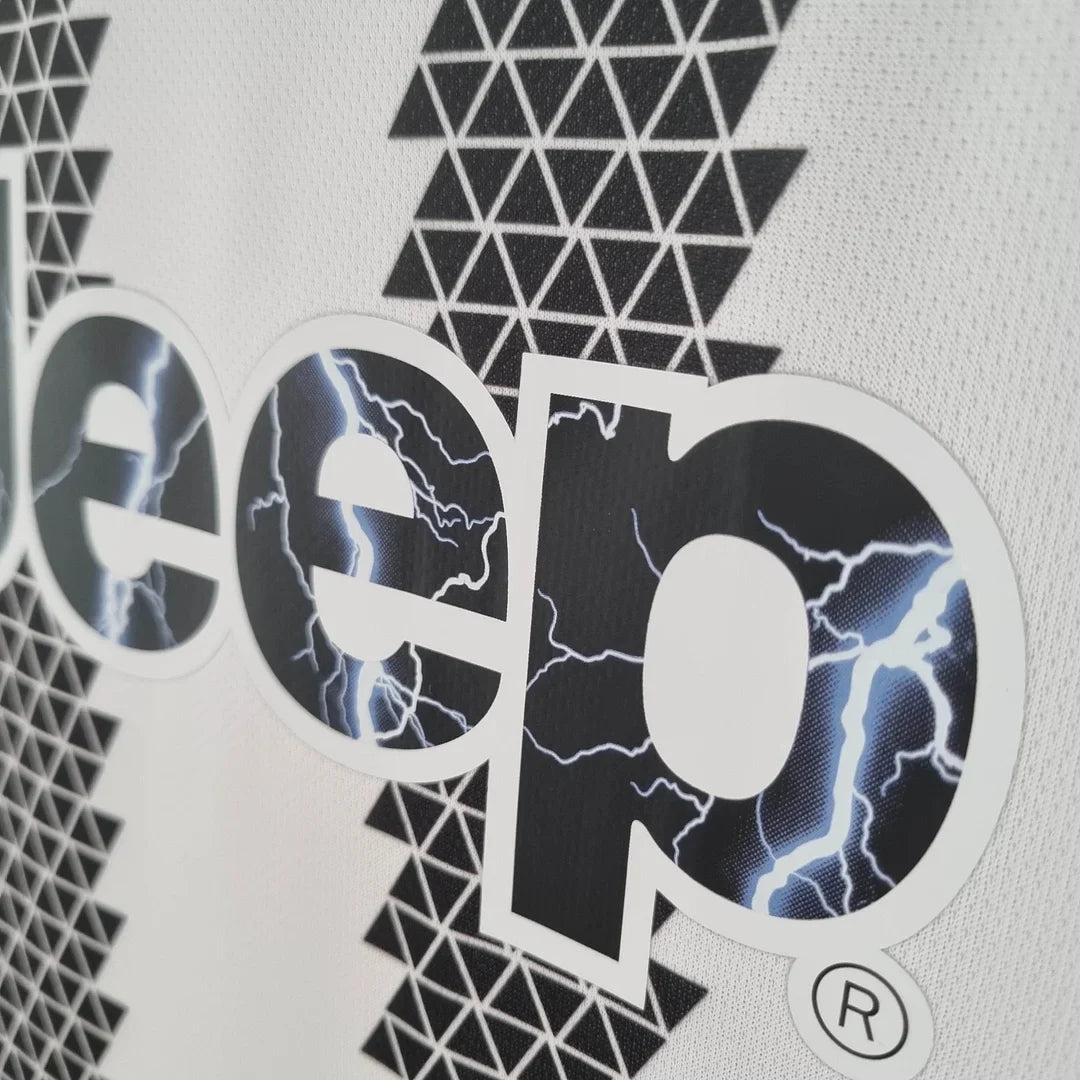 2022/2023 Juventus Home Football Shirt