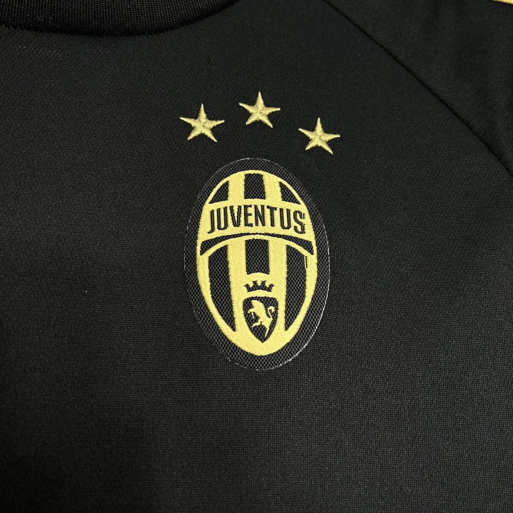 2015/2016 Retro Juventus Third Away Football Shirt