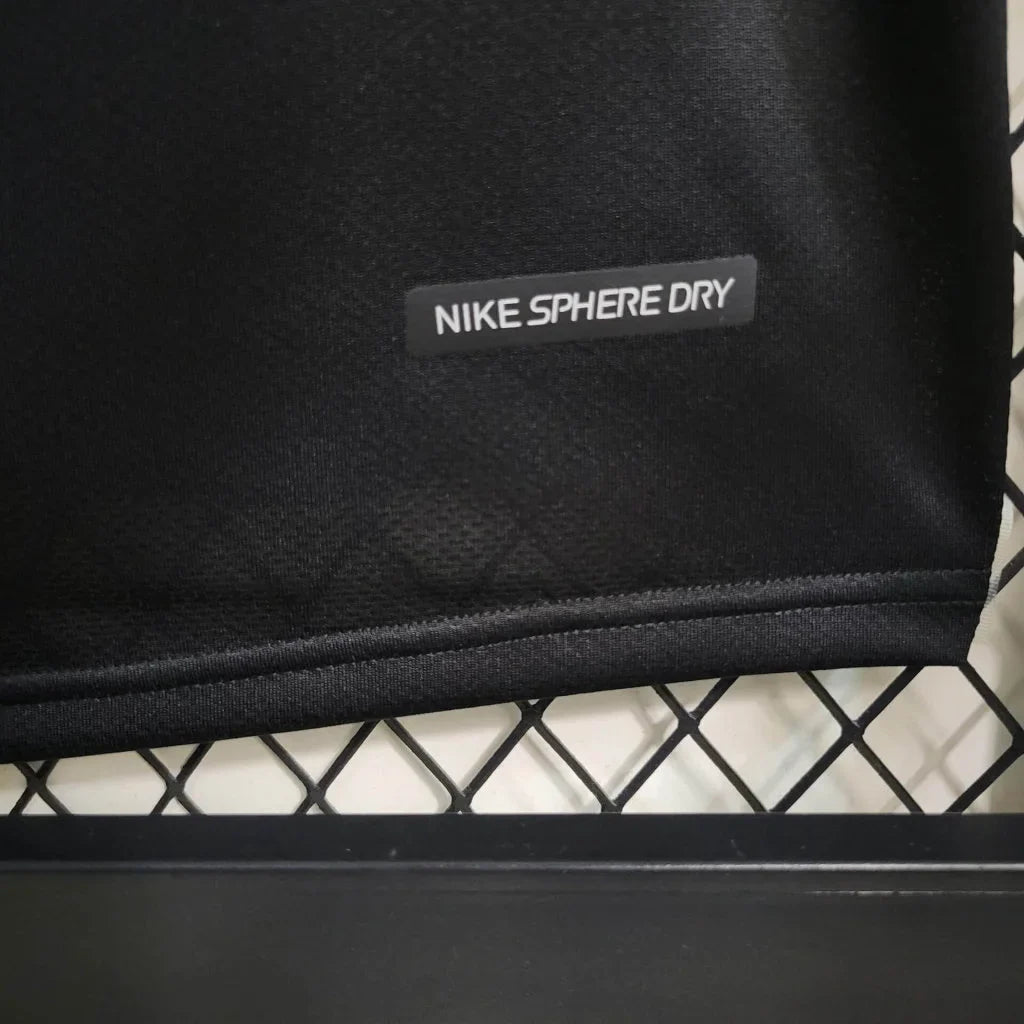 2006 Retro Portugal Away Football Shirt