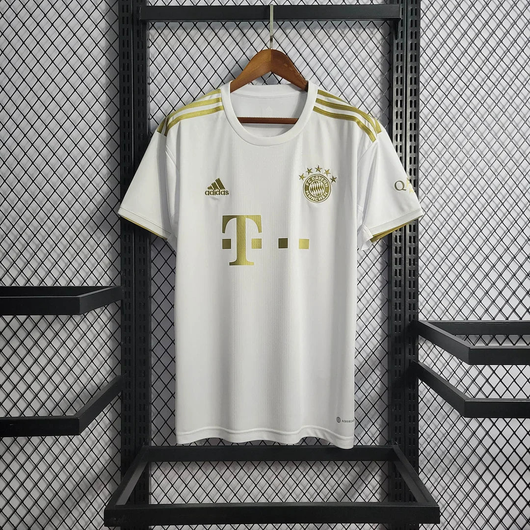 2022/2023 Bayern Munich Away Football Shirt
