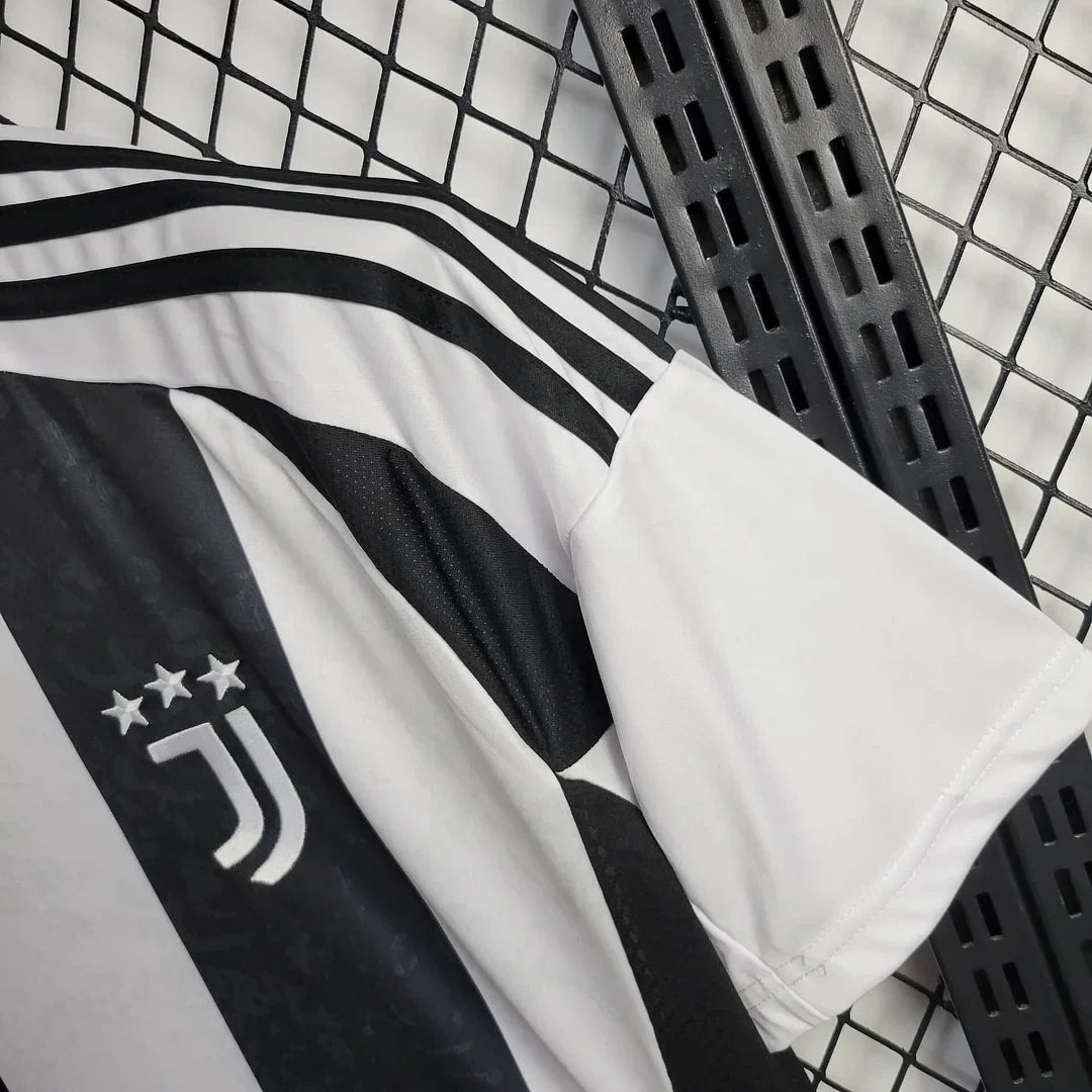 2024/2025 Juventus Home Football Shirt