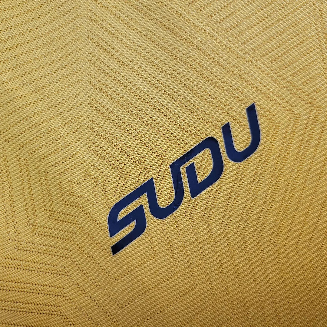 2024/2025 Wolverhampton Home Football Shirt