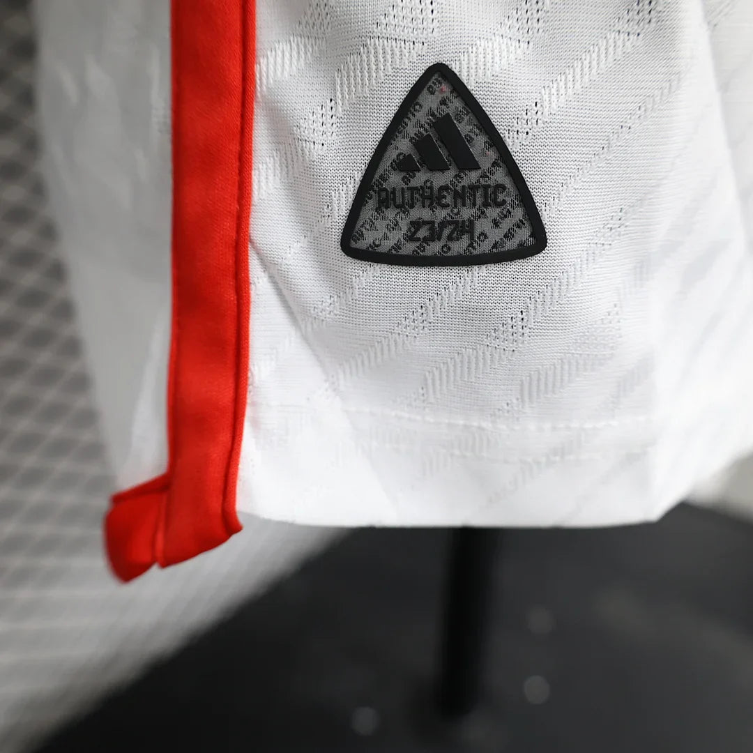 2023/2024 Bayern Munich Home Football Shirt - Player Version