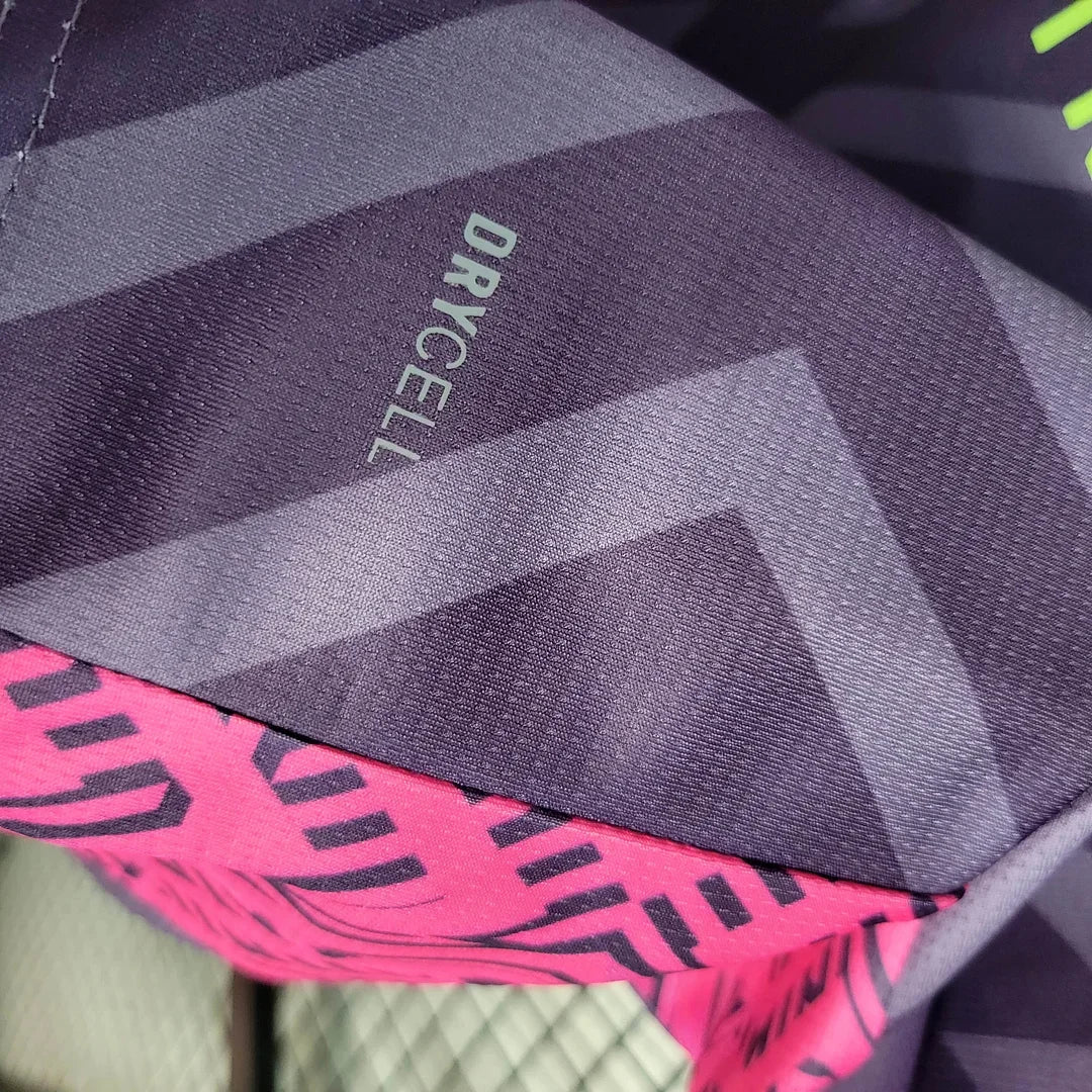 2023/2024 Manchester City Goalkeeper Purple Football Shirt