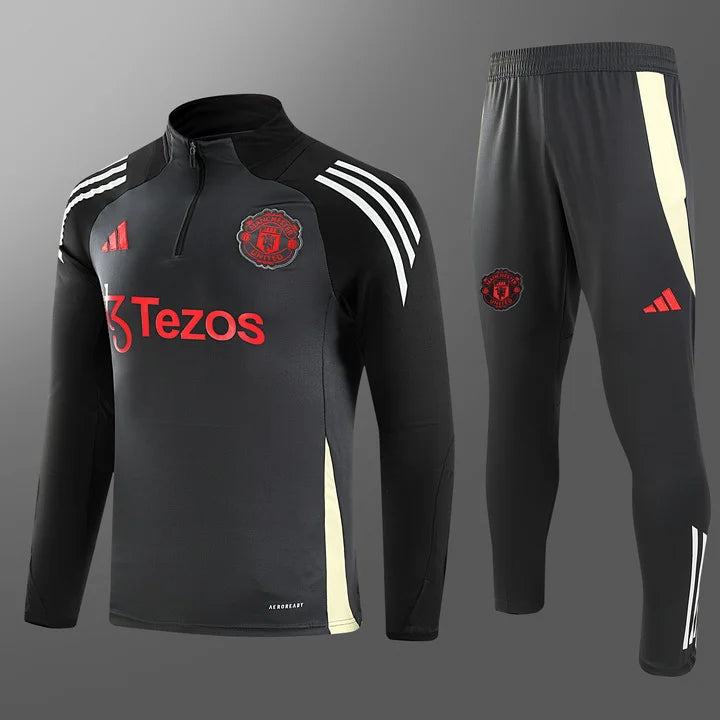 2024/2025 Manchester United Half-Pull Black Tracksuit