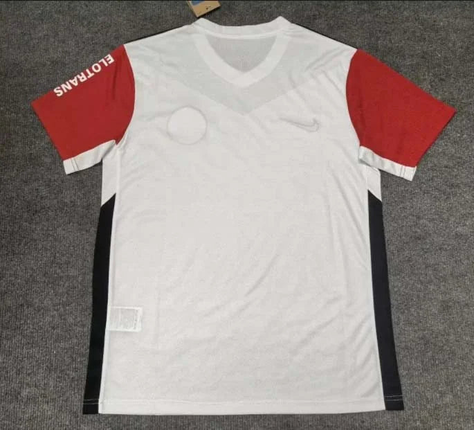 2024/2025 Eintracht Frankfurt Home Football Shirt