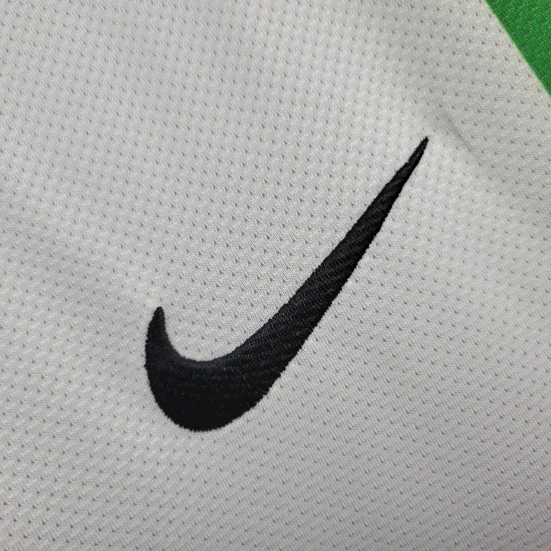 2010/2011 Retro Juventus Away Football Shirt