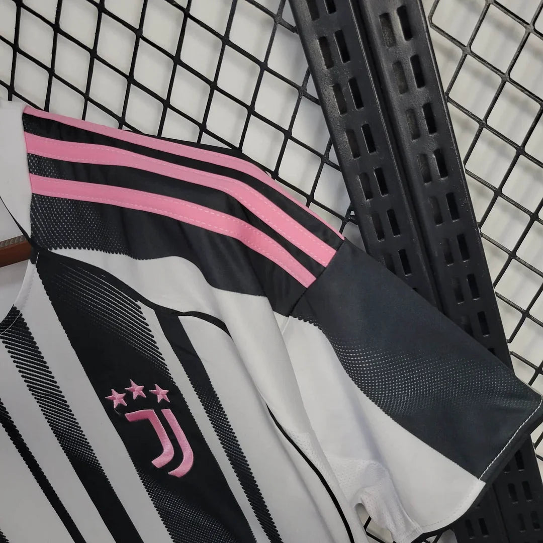 2025/2026 Juventus Home Football Shirt