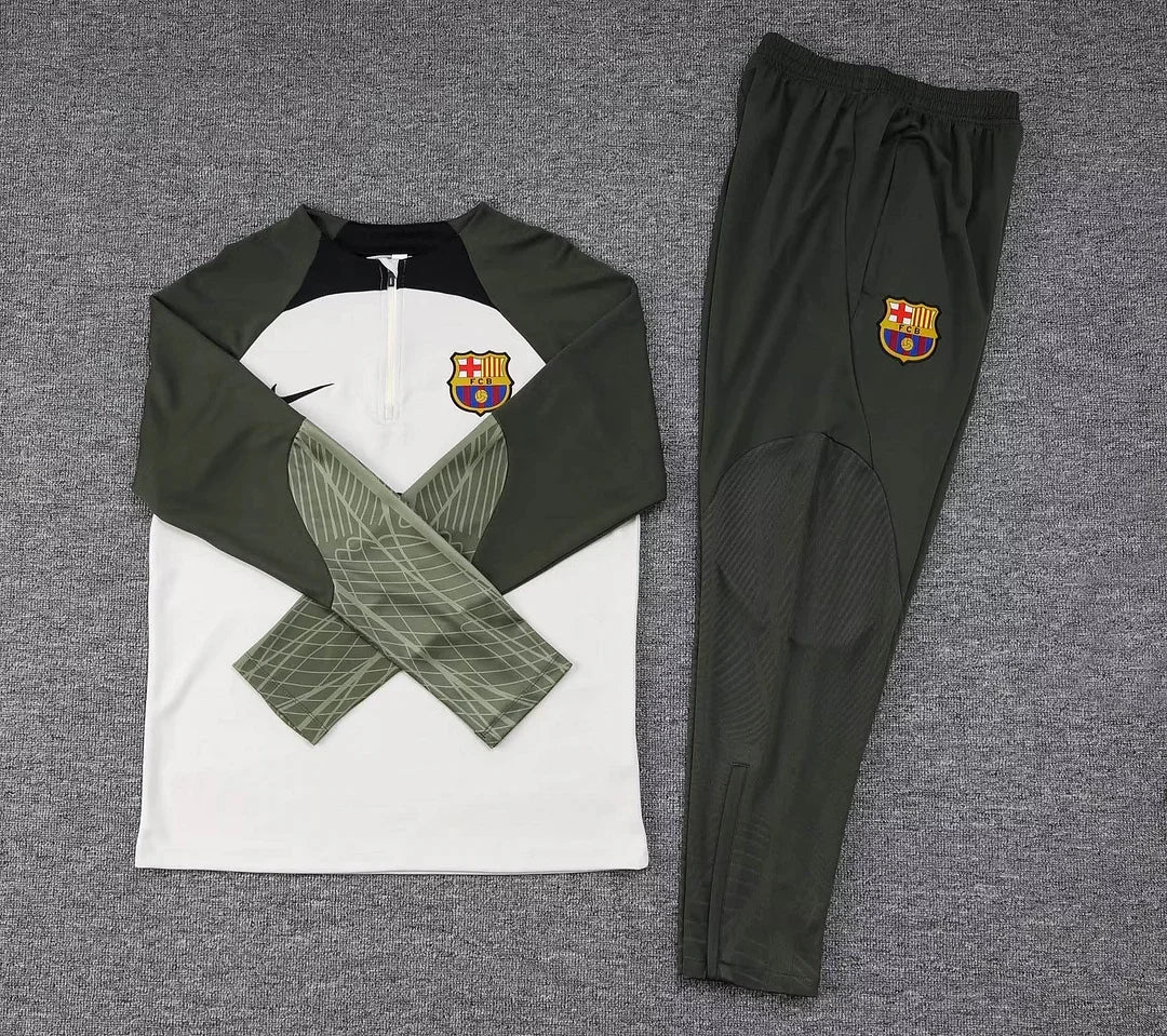 2023/2024 Barcelona Half-Pull Green Tracksuit