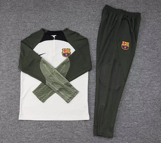 2023/2024 Barcelona Half-Pull Green Tracksuit
