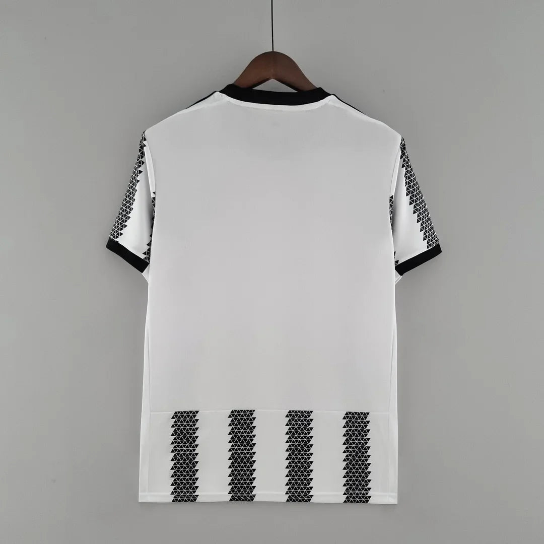 2022/2023 Juventus Home Football Shirt