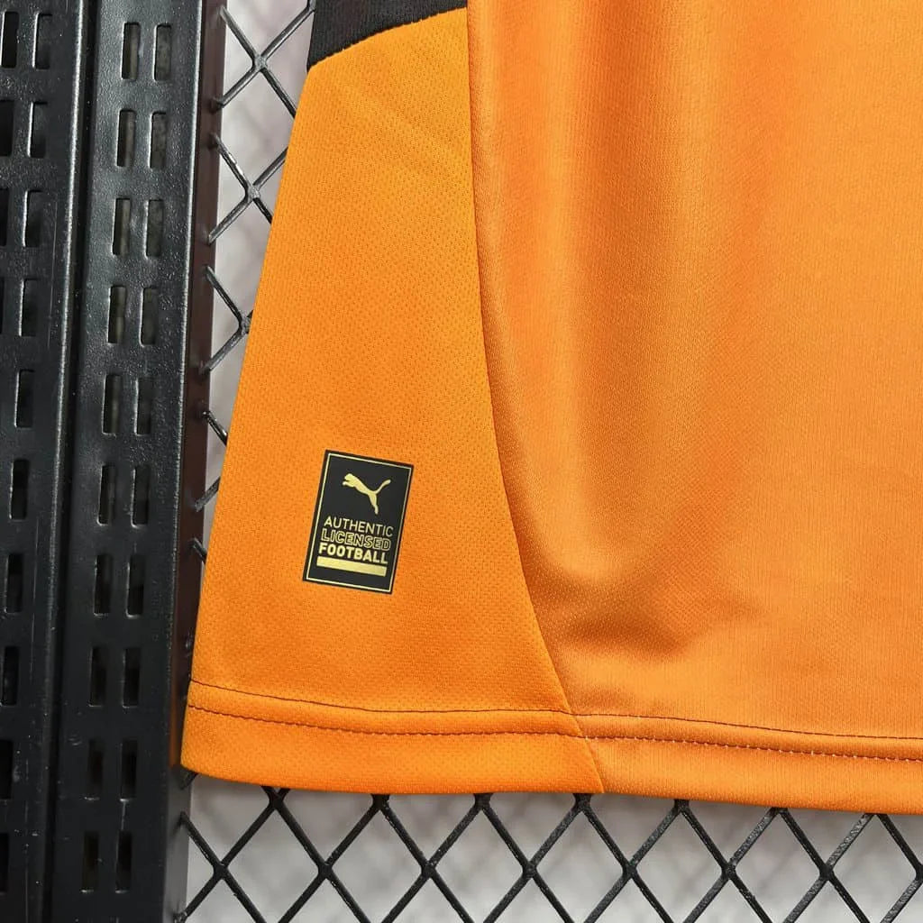 2024/2025 Galatasaray Home Football Shirt