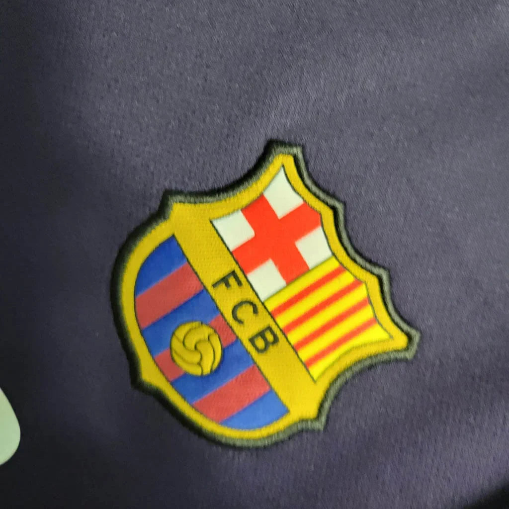 2016/2017 Retro Long Sleeve Barcelona Away Football Shirt