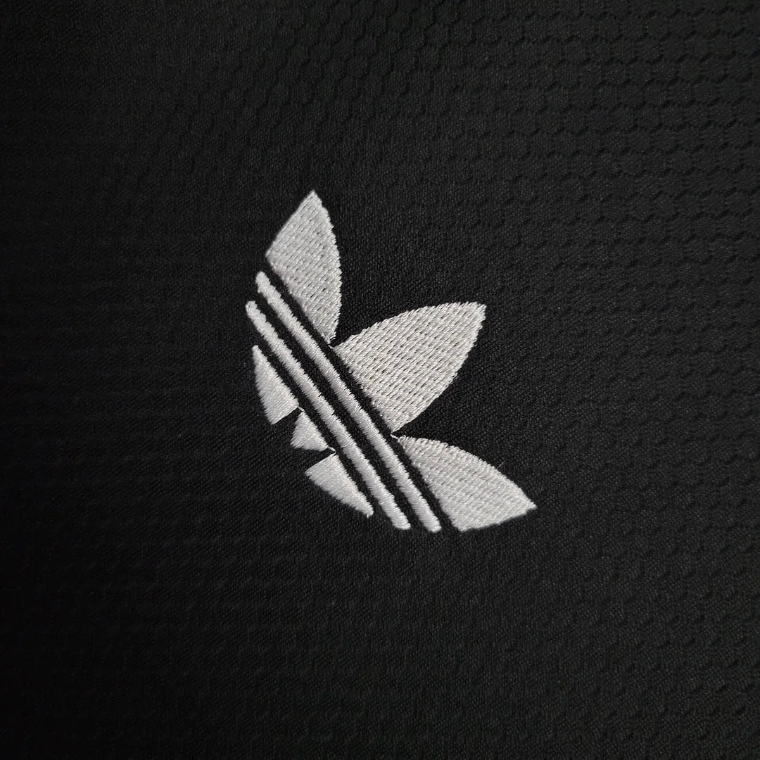 2024/2025 Bayern Munich Goalkeeper Football Shirt