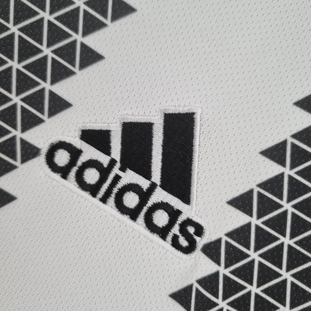 2022/2023 Juventus Home Football Shirt