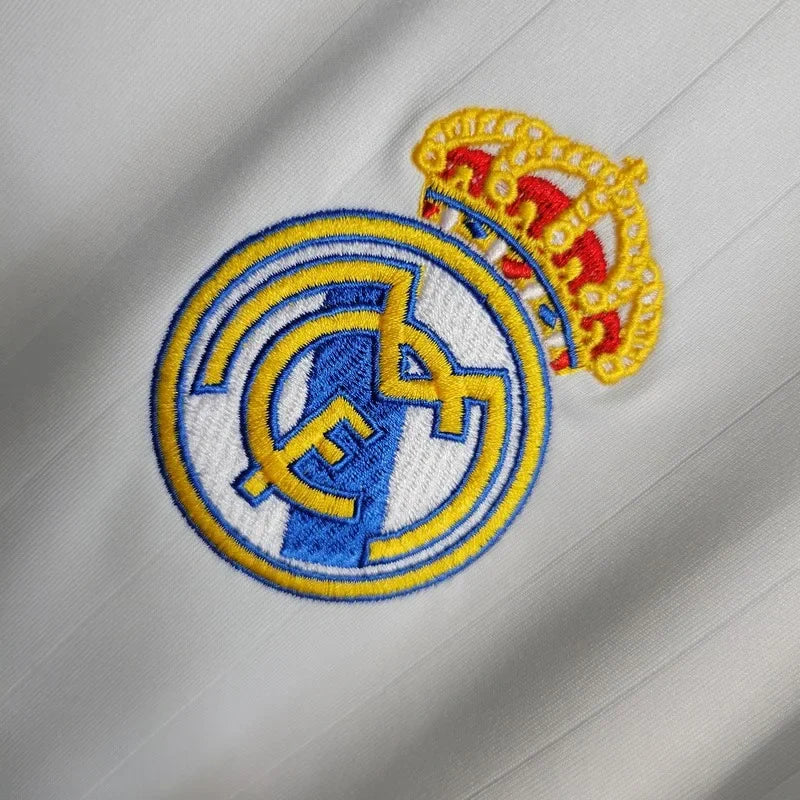 2006/2007 Retro Real Madrid Home Football Shirt