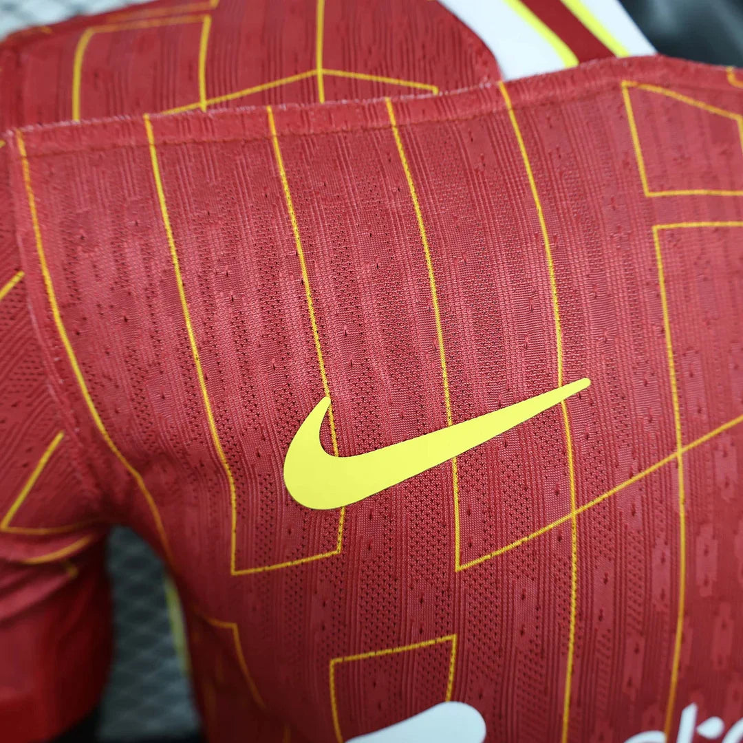 2024/2025 Liverpool Home Football Shirt - Player Version
