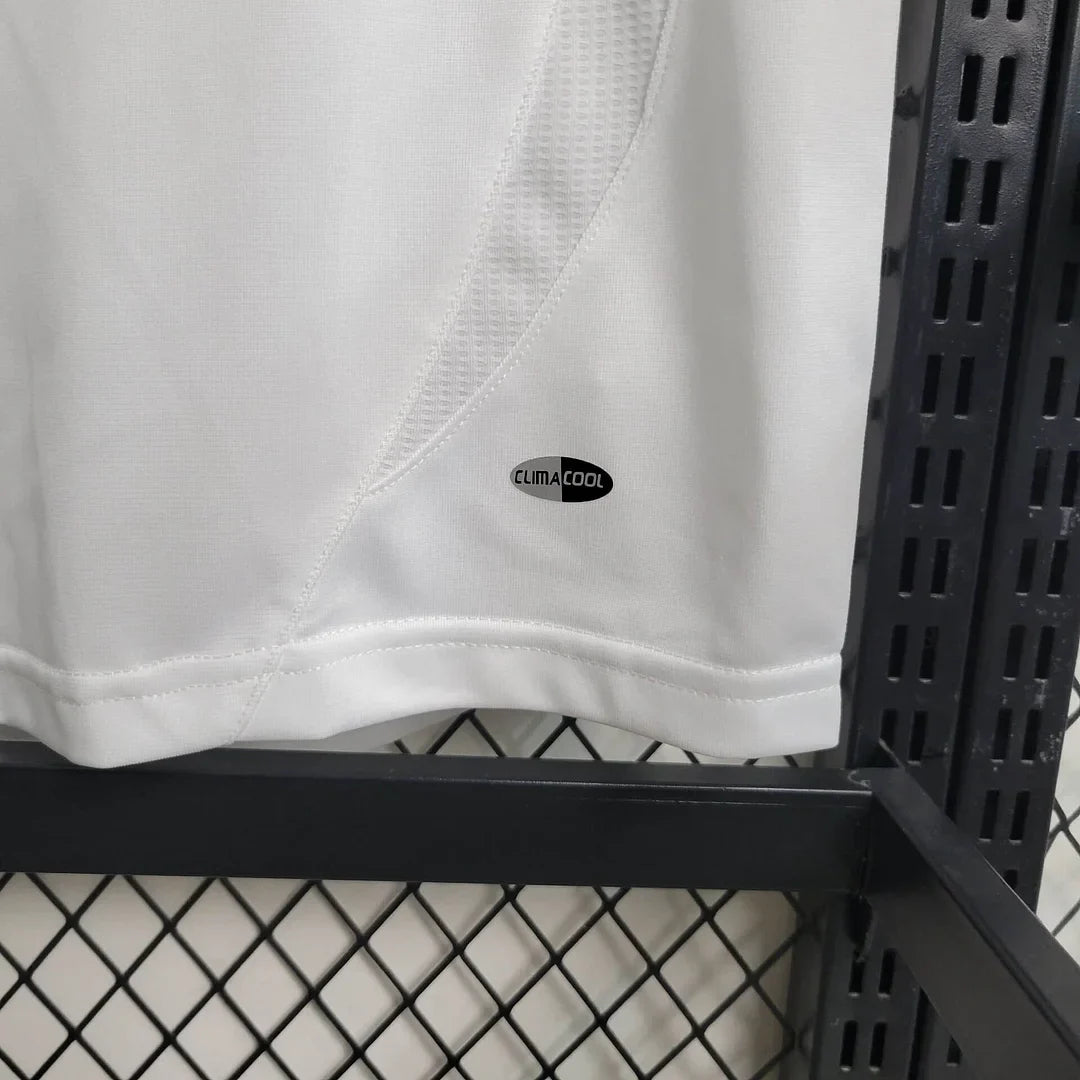 2006/2007 Retro Liverpool Away Football Shirt