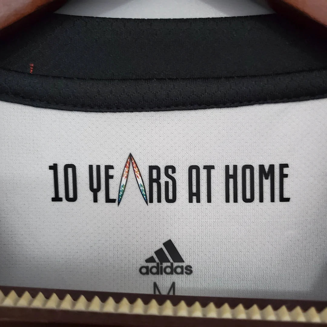 2021/2022 Juventus Retro Home Football Shirt