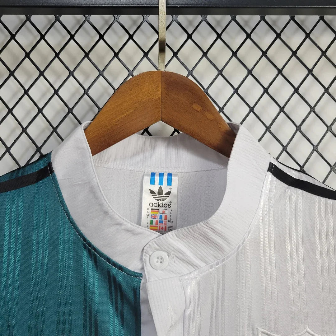 1995-1996 Retro Liverpool away Football Shirt