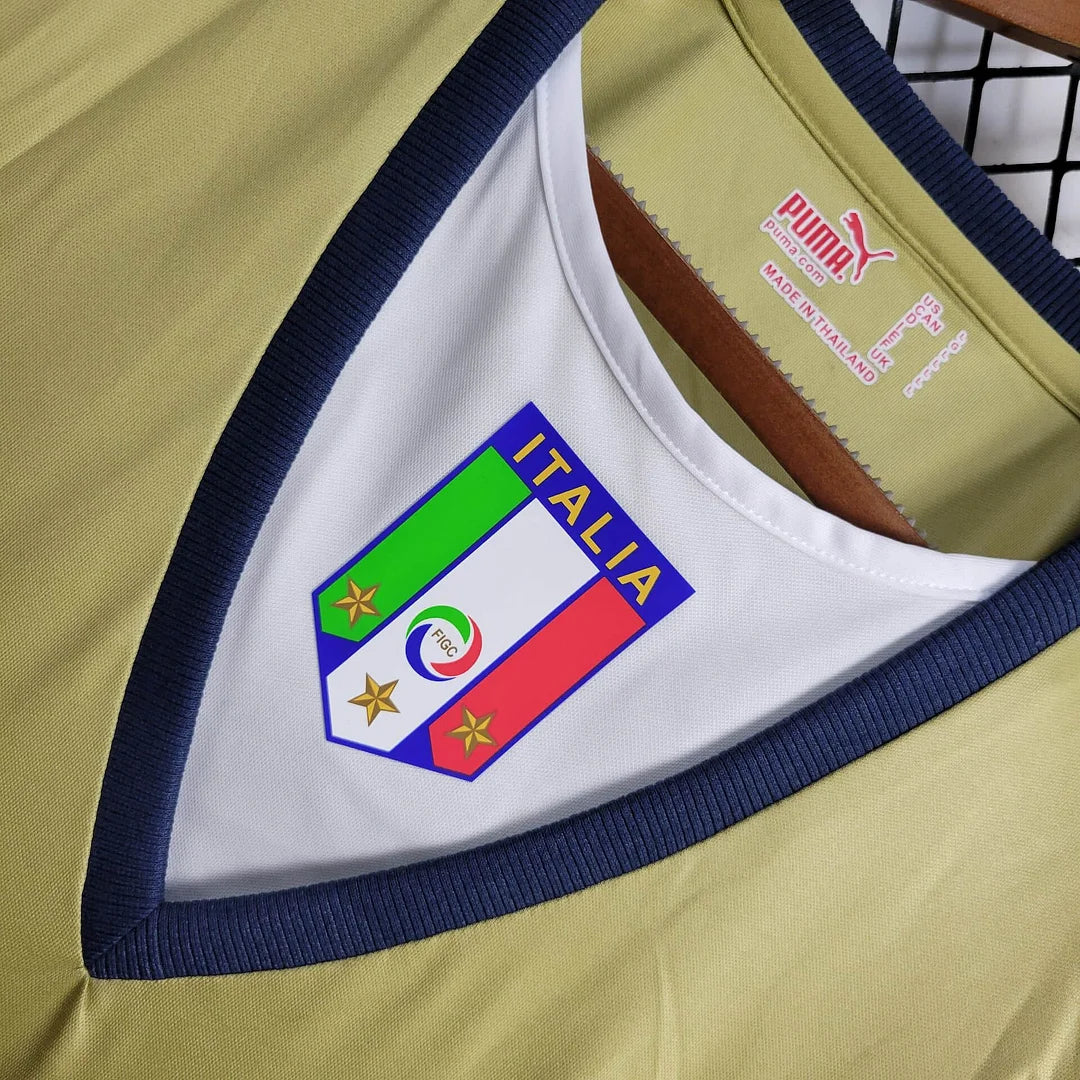 2006 Retro Italy Goalkeeper Gold Football Shirt