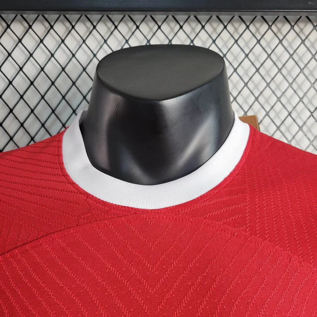 2023/2024 Liverpool Home Football Shirt - Player Version