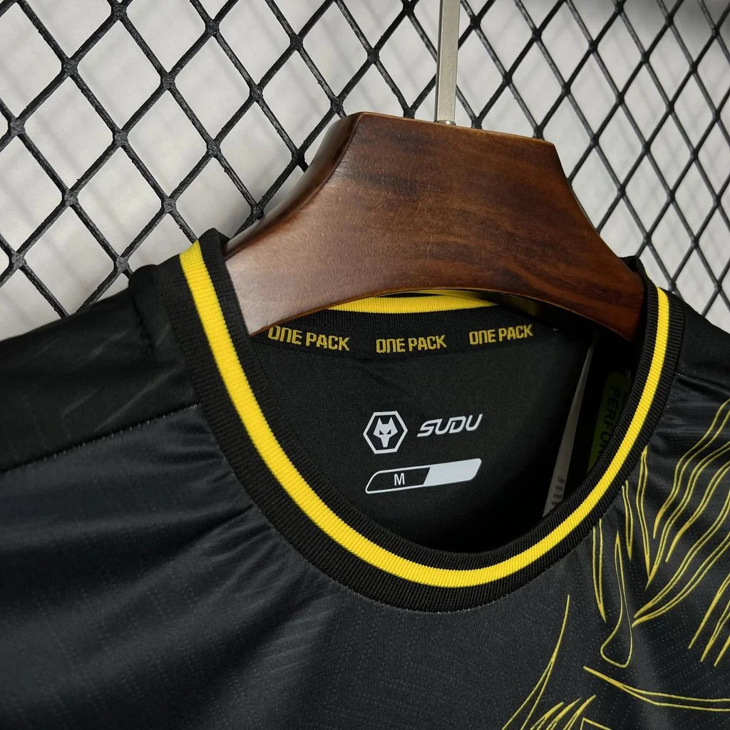 2024/2025 Wolverhampton Away Football Shirt