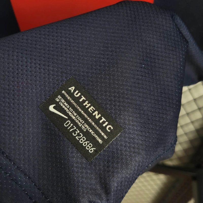 2013/2014 Retro Paris Saint-Germain Home Football Shirt