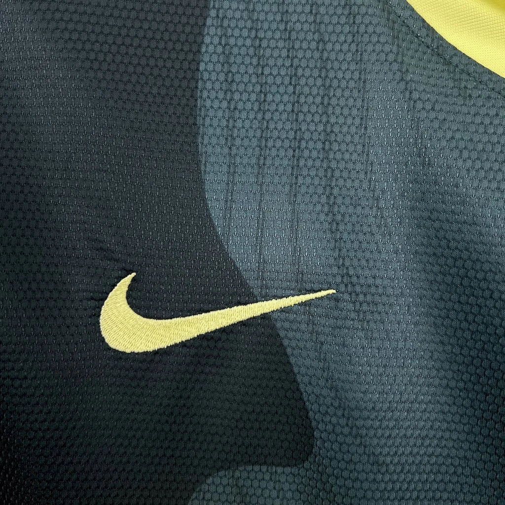 2024/2025 Barcelona Special Edition Green Football Shirt