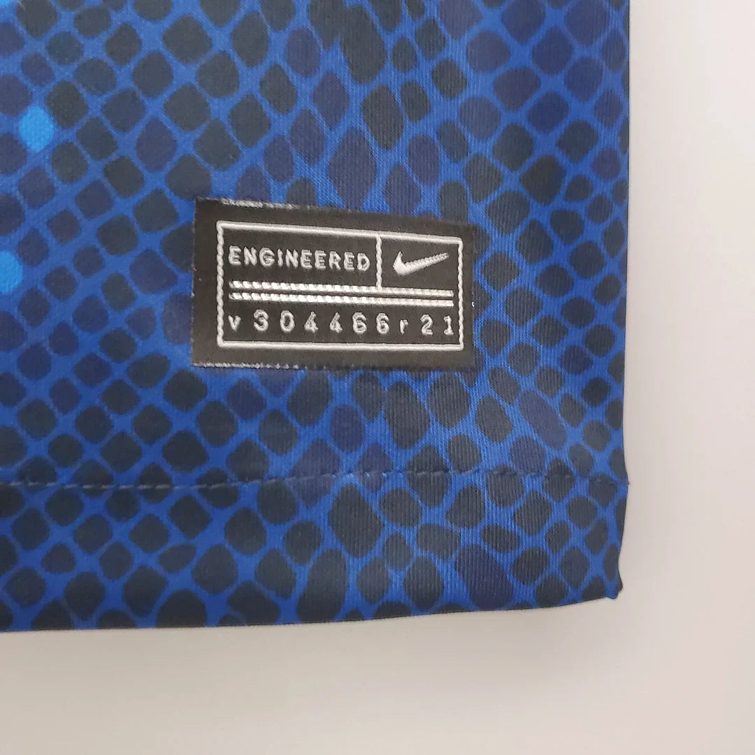 2021/2022 Retro Internazionale Milan Football Shirt