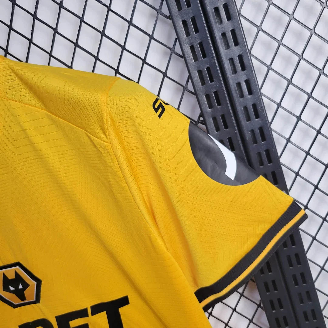 2024/2025 Wolverhampton Home Football Shirt