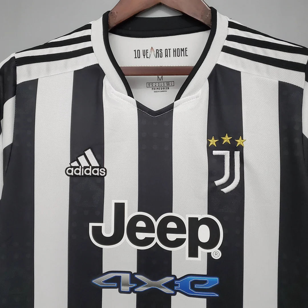 2021/2022 Juventus Retro Home Football Shirt