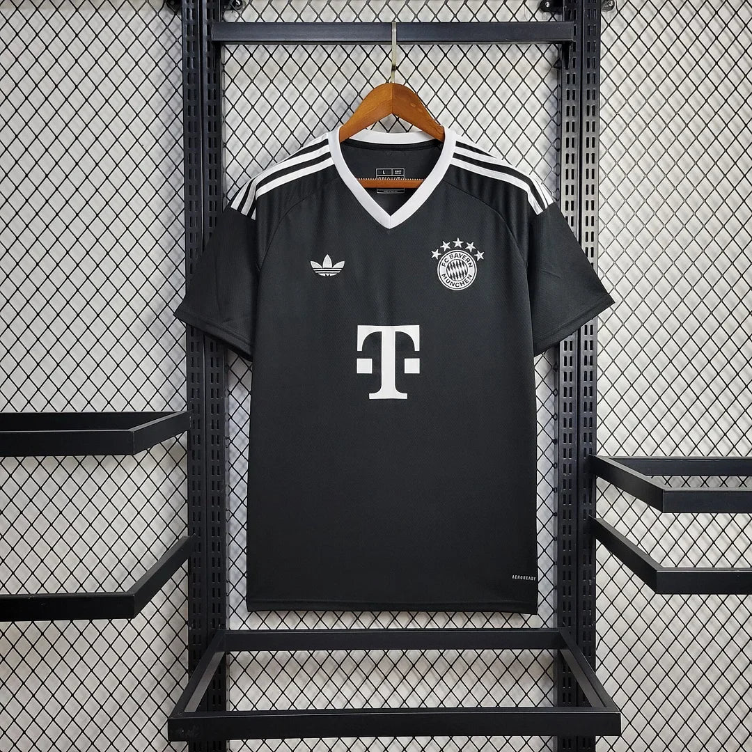 2024/2025 Bayern Munich Training Kit