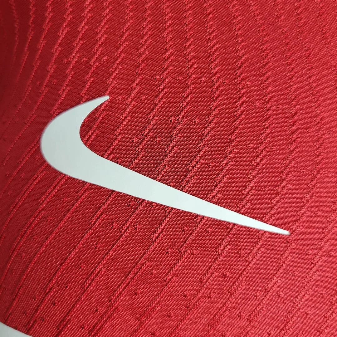 2023/2024 Liverpool Home Football Shirt - Player Version