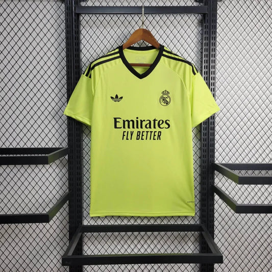 2024/2025 Real Madrid Goalkeeper Football Shirt