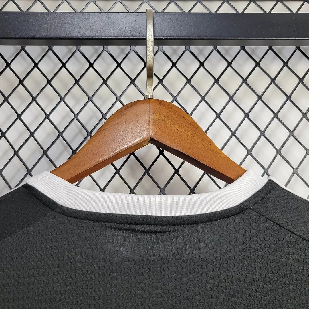 2024/2025 Bayern Munich Goalkeeper Football Shirt