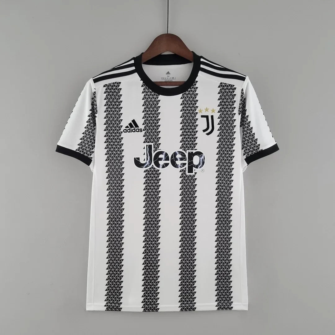 2022/2023 Juventus Home Football Shirt