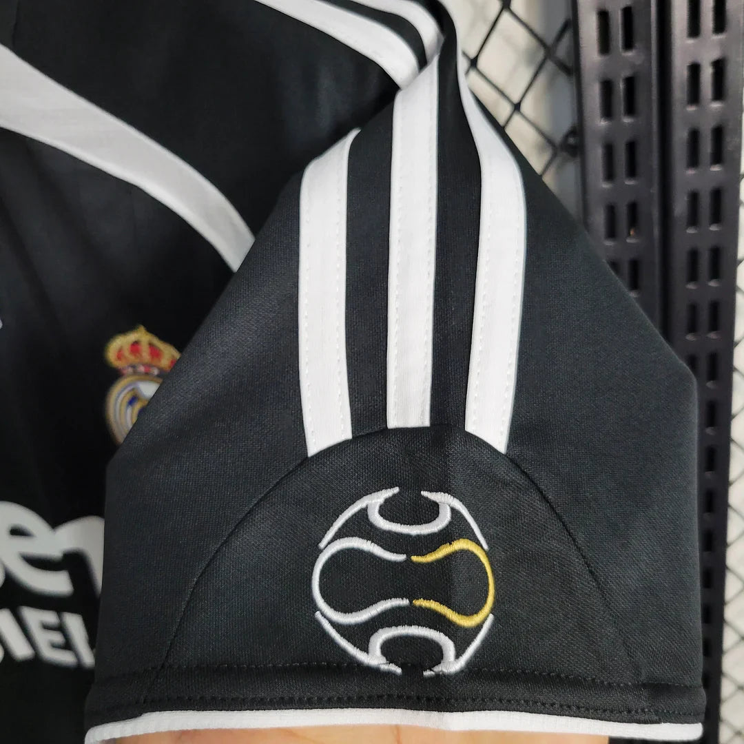 2006/2007 Retro Real Madrid Away Football Shirt